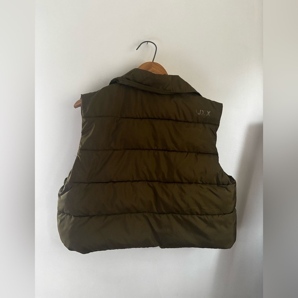 JJXX | cropped olive vest | size medium - Picture 3 of 6